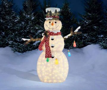 Snowman Outdoor Decorations, Fall Pallet Signs, Holiday Outdoor Decor, Cool Christmas Lights, Christmas Ideas Diy, Christmas Outdoor Decorations, Outside Christmas Decorations, Big Lots Store, Christmas Yard Art