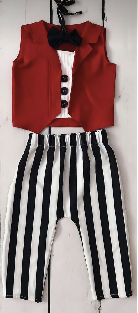 Circus Aesthetic Clothes, Circus Magician Costume, Circus Theme Outfits Women, Circus Fashion Men, Circus Theme Outfits, Carnie Costume, Circus Theme Halloween Costumes, Circus Costume Ideas Women, Magician Costume Women