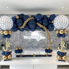 💚🤎💙𝒯ℴ𝓅𝒾𝒶𝓇𝓎 𝒞ℯ𝓃𝓉𝓇ℯ𝓅𝒾ℯ𝒸ℯ𝓈 💚🤎💙 . . . . . @balloon_diva… | Instagram Navy Chief Party Decorations, Navy Gold Balloon Arch, Nautical Theme Retirement Party, Navy Themed Party, Nautical Balloon Decor, Banquet Themes Ideas, Nautical Balloon Arch, Navy Birthday Decorations, Nautical Balloons