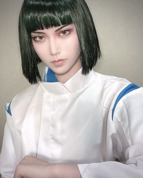 Haku Cosplay, Chihiro Cosplay, Makeup Cosplay, Chihiro Y Haku, Studio Ghibli Movies, Ghibli Movies, Fantasy Adventure, Hayao Miyazaki, Best Cosplay