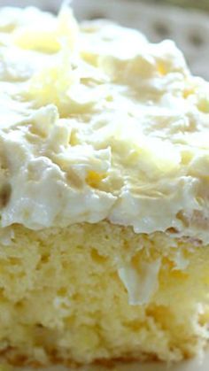 Pineapple Sun Shine Cake, Icing For Angel Food Cake, Angel Food Cake With Pineapple, Pineapple Sunshine Cake, Cake With Pineapple, Sunshine Cake, Pineapple Desserts, Dessert Aux Fruits, Whipped Cream Frosting