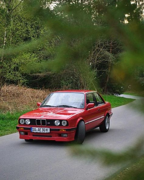 @e30su on Instagram: "🚘 @bmwdeutschland @bmwclassic #e30 #bmw #bmwe30 #318is #e30318is" E30 Bmw, Bmw E30, Bmw, On Instagram, Quick Saves, Instagram