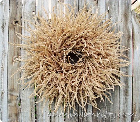 very easy and extremely inexpensive corn wreath using a pool noodle......So Creative! Diy Fall Wreaths, Corn Wreath, Corn Husk Wreath, Easy Fall Wreaths, Diy Fall Wreath, Fall Outdoor Decor, Farmhouse Fall Decor, Fall Outdoor, Farmhouse Fall