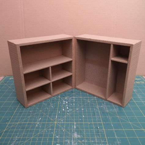 Cardboard Desk Organizer, Cardboard Shelves, October Diy, Making Boxes, Cardboard Organizer, Cardboard Craft, Stationary Organization, Desk Organization Diy, Cardboard Crafts Diy