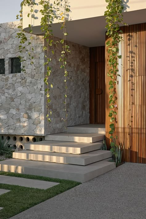 Doasis by Solis Estudio and SMUB - Project Feature - The Local Project - The Local Project Mid Century Design, The Locals, Entrance, Architecture Design, Mid Century, Dream House, Exterior, Architecture, Design