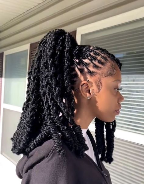 Big Box Braids Hairstyles, Short Locs Hairstyles, Quick Natural Hair Styles, Faux Locs Hairstyles, Cute Braided Hairstyles, Braids Hairstyles Pictures, Cute Box Braids Hairstyles, Hair Twist Styles, Pretty Braided Hairstyles