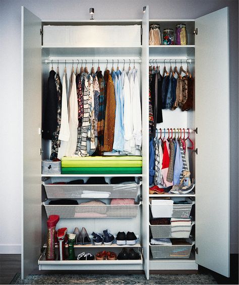 Ways to organize your wardrobe based on who you are - IKEA Organise Your Wardrobe, How To Organize Your Closet, Ikea Interior, Packing Wardrobe, When To Let Go, Organize Your Closet, Aged Clothing, Ikea Wardrobe, Skirt Hangers