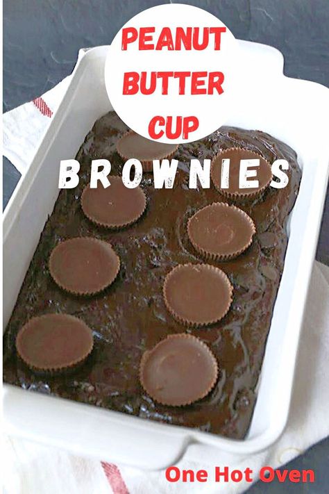 Peanut Butter Brownies Recipe, Brownie Mix Recipes, Peanut Butter Cup Brownies, Brownie Desserts Recipes, Reese's Peanut Butter Cups, Brownie Cups, Decadent Chocolate Desserts, Quick Dessert, Peanut Recipes