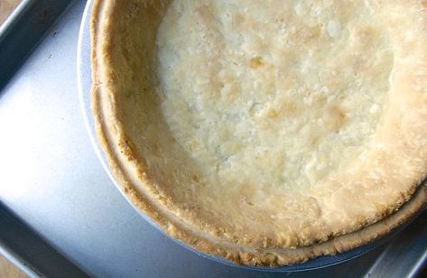 How to blind bake a pie crust via @kingarthurflour to blind bake a pie crust via @kingarthurflour Blind Bake Pie Crust, Cooking Secrets, Baking Fails, Butter Crust, Baked Pie Crust, Chocolate Cream Pie, Pie Crusts, Best Pie, British Baking