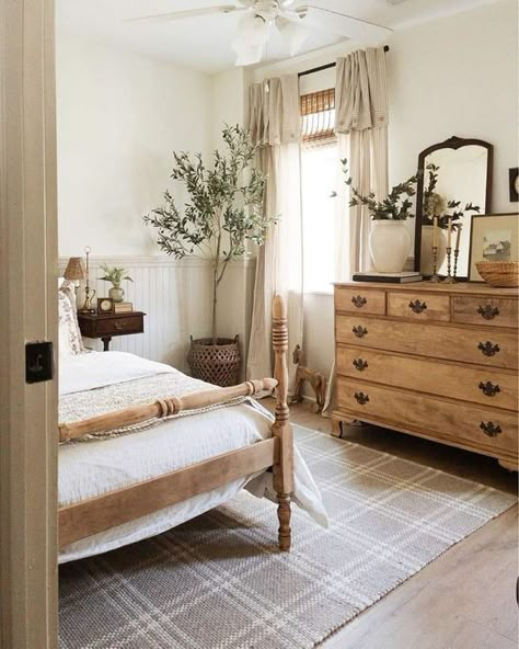 Decor Ideas Bedroom, French Country Bedrooms, French Bedroom, Cottage Bedroom, Country Bedroom, Style Deco, Master Bedrooms Decor, Decor Living Room, Guest Bedrooms