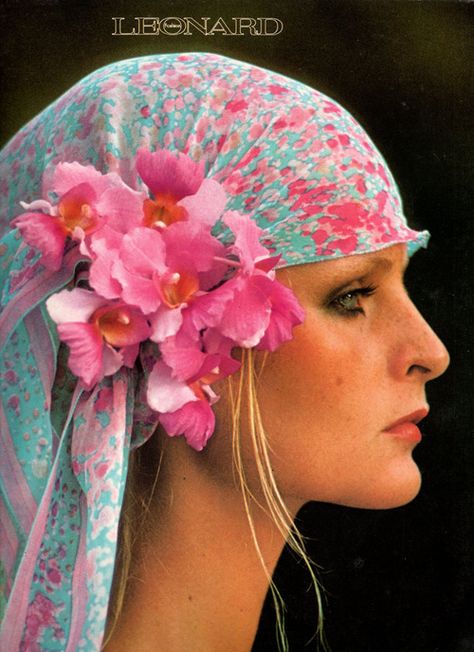 Leonard Paris Vintage Editorials, Leonard Paris, Fashion 70s, Tropical Fashion, Evolution Of Fashion, 1970s Fashion, Mode Vintage, Fashion Photoshoot, Vintage Photographs