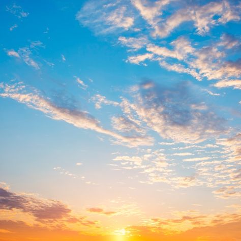 Sky Photoshop, Dramatic Sky, Sky Images, Blue Sky Clouds, Wallpaper Sky, Twilight Sky, Cloud Photos, Background Gold, Yellow Sky