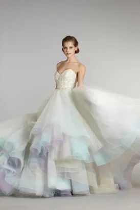 Pastel Wedding Dresses, Rainbow Wedding Dress, Lazaro Wedding Dress, Robe Diy, Colored Wedding Gowns, Purple Wedding Dress, Luxury Brides, White Wedding Gowns, Bridal Gowns Mermaid