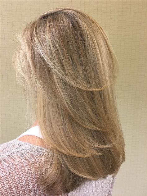 Medium Brown Blonde Hair, Matilda Djerf Hair, Blonde Layered Hair, Summer Blonde Hair, Honey Blonde Hair, Matilda Djerf, Blonde Hair Inspiration, Blonde Hair Looks, Hair Stylies