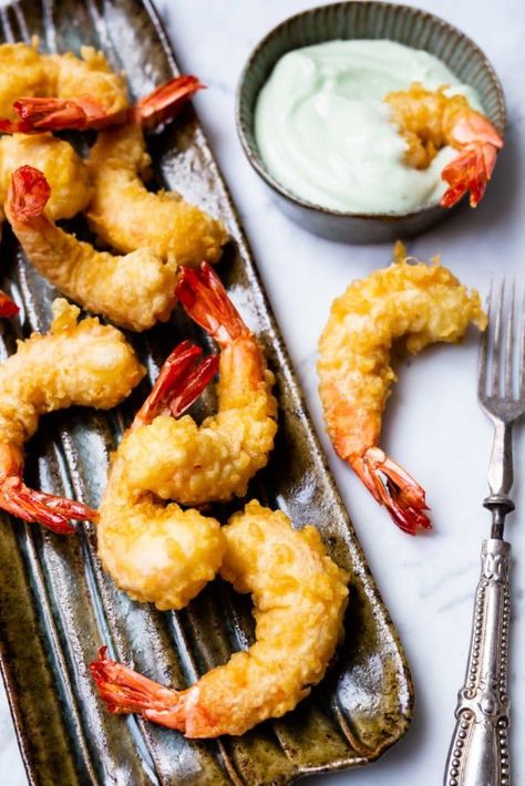 Don't you just love a good TV dinner? I think it's safe to say that prawn tempura is the perfect dinner you can have in front of the TV while watching a really scary or funny movie. It's also a great party snack and paired with my epic egg-free wasabi mayonnaise it gives you a good flavour kick. You can prepare the mayo in advance and keep it in the fridge for up to 1 week because it doesn't contain any egg. Wasabi Soy Sauce, Prawns Recipes, Prawn Tempura, 1920 Party, Wasabi Mayo, Deep Fat Fryer, Veggie Fries, Tempura Batter, Sushi Party