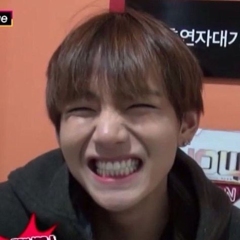 Taehyung Smile, V Bts Wallpaper, Meme Faces, Daegu, Inner Child, V Taehyung, Bts Boys, Bts Pictures, Bts V