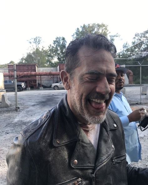 Jeff Dean Morgan, Jeffrey Dean Morgan Negan, Negan Twd, Twd Funny, Walking Dead Cast, Jeffrey Dean, Jeffrey Dean Morgan, Daryl Dixon, Season 8