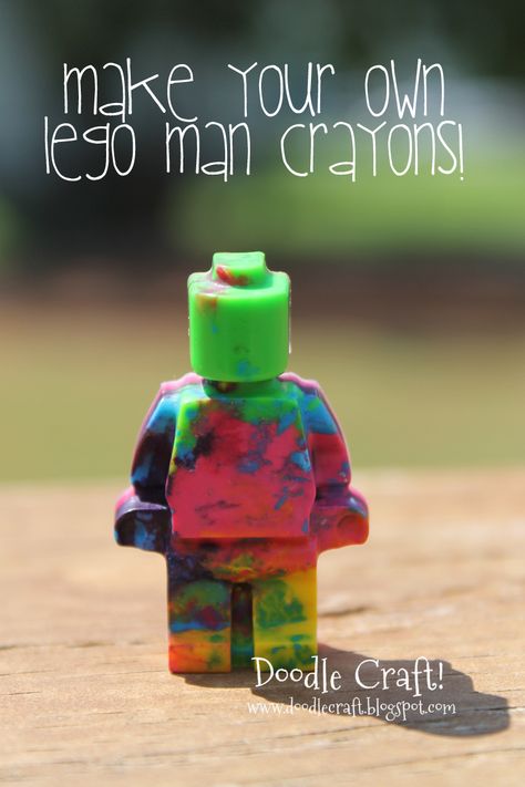 Doodlecraft: make your own Lego Man Crayons!  Awesome! Lego Crayons, Diy Crayons, Crayon Crafts, Man Crafts, Lego Birthday Party, Lego Craft, Lego Man, Lego Birthday, Lego Party