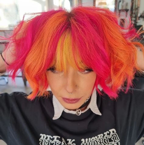 Checkerboard Hair Dye, Short Hair Multi Color, Pink And Orange Hair Short, Pink Into Orange Hair, Multi Color Hair Ideas, Pink To Yellow Hair, Checkerboard Hair, Orange Hair Bright, Orange Pink Split Hair