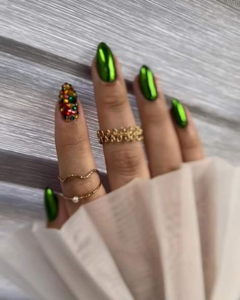 Gold Nail, Green Nail, Get Nails, Nail Art Ideas, Dream Nails, Funky Nails, Fancy Nails, Chic Nails, Dope Nails