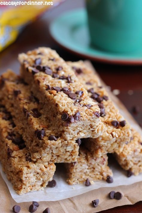 v (--) Wfpb Snacks, Faithful Plateful, Healthy Granola Bar Recipe, Healthy Granola Bar, Crispy Granola, Granola Bar Recipe Healthy, Homemade Granola Bar Recipe, Homemade Granola Bars Healthy, Granola Bar Recipe