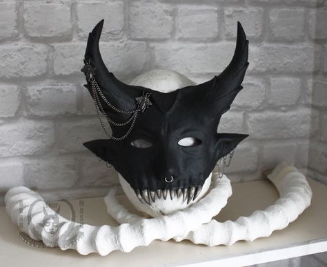 Mask With Horns, Black Demon, Masquerade Ball Gowns, Demon Dog, Cosplay Mask, Dog Mask, Inner Demons, Cool Masks, Fantasias Halloween