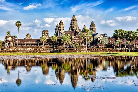 Angkor Wat Temples of Cambodia reflected in the lake Weekend In New Orleans, Architecture Antique, Battambang, Angkor Wat Cambodia, Angkor Thom, Angkor Wat Temple, Cambodia Travel, Ancient Greek Architecture, Temple Architecture