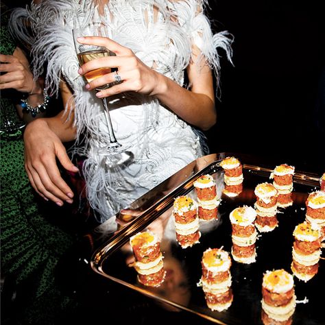 Cocktail Party Style: Tomato tartare stacked on a Parmesan crostini and topped with a sunny-side up quail egg. finger food Wedding Reception Cocktail, Cocktail Party Appetizers, Cocktail Party Fashion, Reception Cocktail, Cocktail Wedding Reception, Cocktail Party Food, Wedding Appetizers, Cocktail Hour Wedding, Wedding Cocktail Party