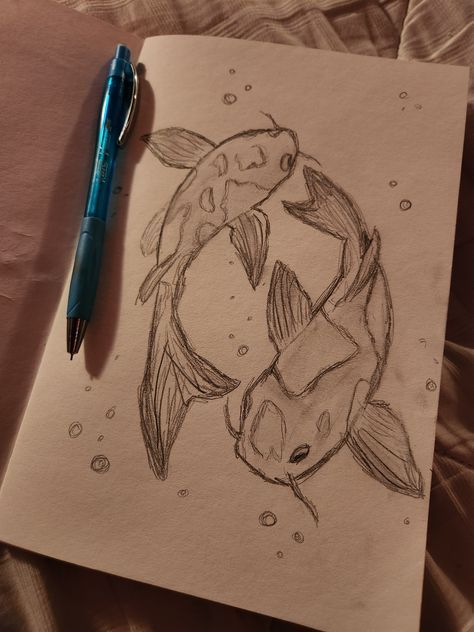 Ying Yang Fish Drawing, Coi Fish Sketches, Drawing Coy Fish, Pencil Doodles Sketchbook, Koi Fish Sketches, Coy Fish Drawing Simple, Cute Koi Fish Drawing, Fish Reference Drawing, How To Draw A Koi Fish