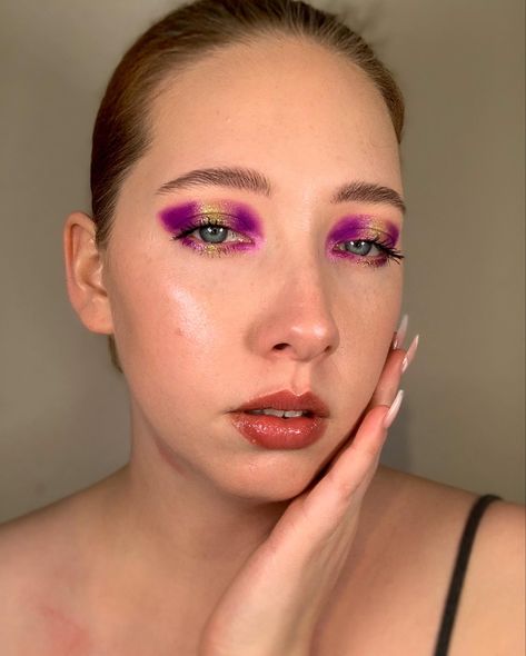 Kaleidos Escape Pod Looks, Escape Pod, Avant Garde Makeup, Hooded Eye Makeup, Glitter Makeup, Editorial Makeup, Face Art, Makeup Inspo, Nose Ring