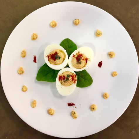 Plating Practice Plating Deviled Eggs, Egg Plating Ideas, Egg Plating, Boiled Egg Plating Ideas, Deviled Eggs Plating Ideas, Deviled Eggs Plating, Professional Food Plating, Devilled Eggs, Gourmet Food Plating