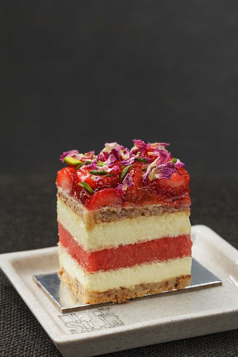 Recipe: Black Star Pastry's iconic Strawberry Watermelon Cake - Grazia Strawberry Watermelon Cake, Watermelon Cake Recipe, Pastry Cake Recipes, Nursing Cake, Cake Liner, Watermelon Cake, Hazelnut Cake, Food Dog, Watermelon Recipes