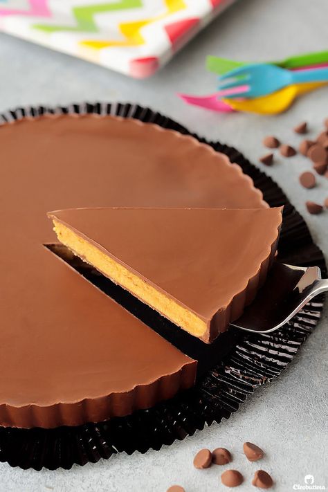 Peanut Butter Cup Pie, Cup Pie, Reeses Candy, Pizza Sugar Cookie, Peanut Butter Cups Recipe, Fruit Pizza Sugar Cookie, Peanut Butter Fudge Easy, Fruit Pizza Recipe, Healthy Diet Food