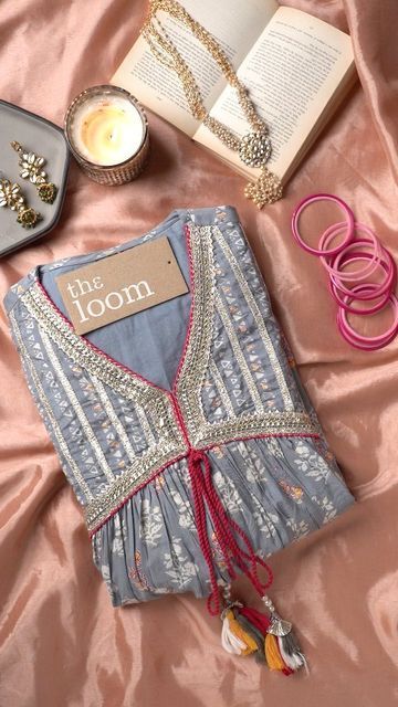 The Loom on Instagram: "Intricate detailing on subtle hues blend in both glam and subtle to the mix. 😍 Shop this stunner right away! 🛍️ . . To Shop - Click on the link in Bio or Click on 𝐕𝐈𝐄𝐖 𝐏𝐑𝐎𝐃𝐔𝐂𝐓𝐒 button below 👇🏼 in the reels section. . . 𝐆𝐞𝐭 𝐞𝐱𝐭𝐫𝐚 𝐜𝐚𝐬𝐡𝐛𝐚𝐜𝐤 𝐮𝐩𝐭𝐨 𝐑𝐬.𝟐𝟎𝟎𝟎 . #DiwaliLook #ethnicwear #sharara #lifestyle #greysharara #festiveedition #bestsellers #indianfestivewear #trendingreels #fashionreels #style #outfitinspo #fashion #greysuit #greyout Aesthetic Highlight Covers Instagram Blue, Diy Baby Hair Bows, Latest Henna Designs, Designer Kurti Patterns, Casual Indian Fashion, Desi Fashion Casual, Silver Jewellery Indian, Indian Dresses Traditional, Traditional Indian Outfits