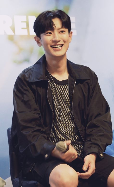 Park Chanyeol, The Press, Press Conference, Sehun, Chanyeol, Stay Tuned, Exo, Singapore, On Twitter