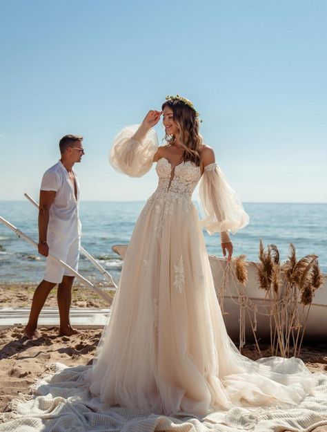 Wedding Dress Detachable Sleeves, Beach Wedding Dress Flowy, Flowy Wedding Dress, Wedding Dress Beach, Tulle Wedding Gown, Jasmine Dress, Boho Beach Wedding, Sweetheart Wedding Dress, Wedding Dress Fabrics