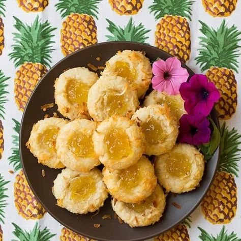 Pri Coconut Thumbprint Cookies, Specialty Cookies, Cookies Thumbprint, Party Mix Snacks, Cookies Coconut, Lemon Crinkle Cookies, Mexican Wedding Cookies, Pineapple Desserts, Thumbprint Cookies Recipe