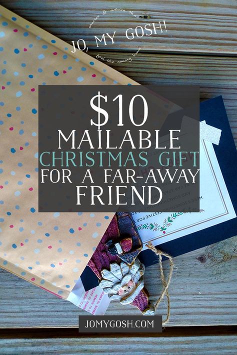 $10 gift idea for friends who are far away-- ornament, movie rental credit, and funny card! Free printable included. (2) Mailable Gifts, Coolest Crafts, Christian Military, Movie Rental, Joke Gifts, Free Christmas Gifts, Crafts For Teens To Make, Happy Birthday Jesus, Crafts For Adults