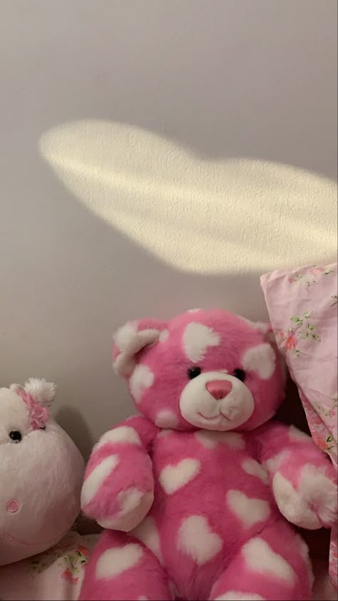 Teddy Bear Wallpaper, Valentine's Day Games, Pink Bear, Pink Teddy Bear, Bear Valentines, Hoco Proposals Ideas, Pink Teddy, Pastel Pink Aesthetic, Dream Gift