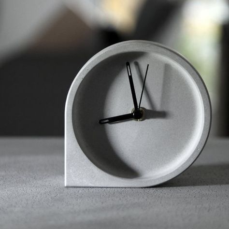 concrete desk clock molds DIY Office decoration silicone concrete craft mold Desk Clock Design, Concrete Desk, Mold For Concrete, Cement Mold, Wall Panel Molding, Diy Office Decor, Decoration Beton, Cement Molds, Brick Molding