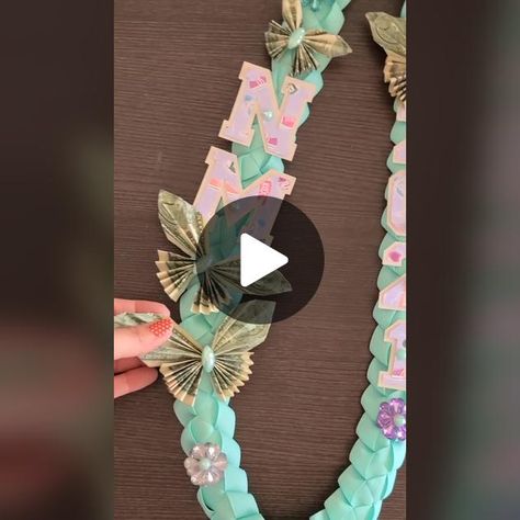 9938 likes, 197 comments. “My #graduationlei #DIY 👩‍🎓” Money Garland, Graduation Leis, Projects To Try, Money