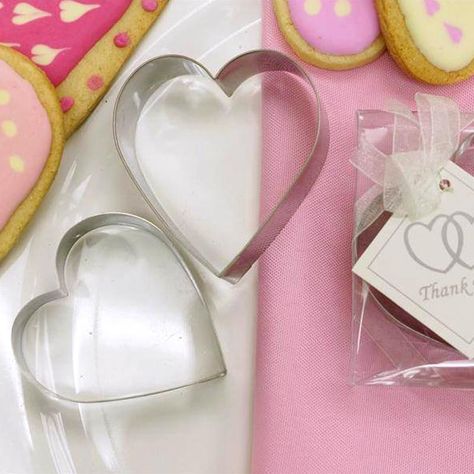 2 Pcs Heart Shaped Stainless Steel Cookie Cutter Wedding Favor Set with Clear Gift Box Affordable Party Favors, Heart Shaped Cookie, Clear Gift Boxes, Unique Party Favors, Heart Shaped Cookies, Wedding Favors Cheap, Beach Wedding Favors, Unique Wedding Favors, Shaped Cookie