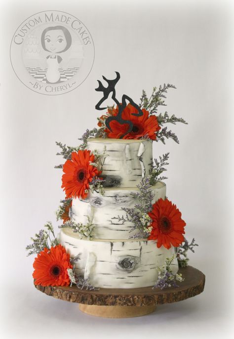 Rustic Birch Bark Wedding Cake. Hunter Orange Gerbera Daisies. Birch Bark Wedding Cake, Bark Wedding Cake, Cake Hunter, Hunting Wedding Cake, Daisy Wedding Cakes, Gerbera Daisy Wedding, Western Wedding Cakes, Orange Gerbera, Cake Rustic