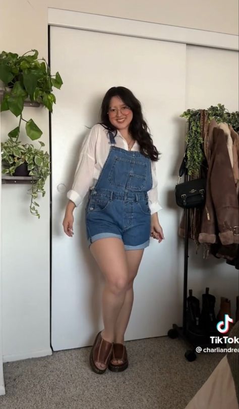 Plus Size Shortalls Outfit, Outfit Inspo Plus Size Summer, Cute Outfits Plus Size Winter, Earthcore Outfits Plus Size, Plus Size Tank Top Outfit, Cute Plus Size Outfits Aesthetic, Midsized Girls Outfits, Cute Outfits Chubby, Summer Outfits Chubby