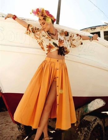 Havana Party, Cuba Fashion, Havana Nights Party, Boho Market, Havana Nights, Tropical Fashion, Mode Boho, Button Skirt, Tropical Style