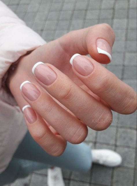 Short Acrylic Nails Elegant, Natural Acrilyc Nails Short, Gelish French Nails, Natural Gel French Manicure, Bridal Nails Wedding Short, Natural Gelish Nails, Squoval French Manicure, Bridal Nails Wedding Elegant French, Structured Gel Manicure Short