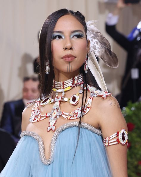 Quannah Chasinghorse, Gala Outfit, Met Gala Red Carpet, Fashion Gal, Native Style, Native American Fashion, Model Beauty, American Beauty, American Women