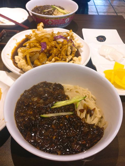 [I Ate] Black Bean Noodles (Jjajangmyeon) with Fried Pork (Tangsuyuk) Jjajangmyeon Aesthetic, Korean Banchan, Black Bean Noodles, Bean Noodles, Aesthetic Foods, Homemade Noodles, K Food, Salty Foods, Food Pics