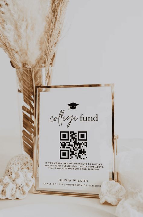 21 Creative High School Graduation Party Ideas To Celebrate Them Best Grad Party Ideas, Cute Graduation Party Themes, Grad Party Sign In Ideas, Grad Party Ideas For Boys, Grad Party Ideas Decorations, Venmo Qr Code Sign, Graduation Party Decor Ideas, Grad Dinner, Grad Table