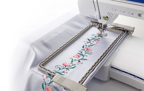 Embroidering Machine, Best Embroidery Machine, Sewing Room Design, Sewing Machine Reviews, Leaf Stencil, Brother Embroidery, Embroidery Tools, Border Frame, Machine Embroidery Projects